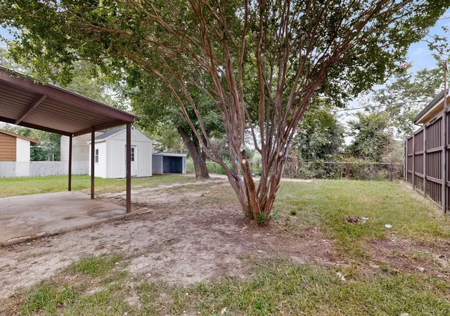 Homes for sale in Balch Springs, TX | 4819 Navajo Trl, Balch Springs, TX 75180 | MLS# 21314985