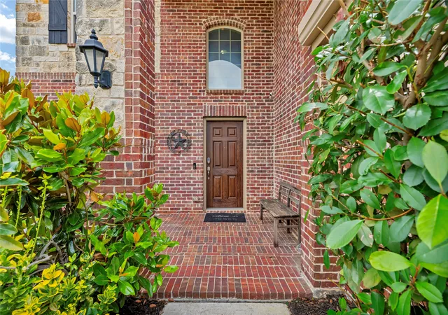 2nd image of 14400 Artisan Dr, Fort Worth, TX 76052 | MLS# 21311897