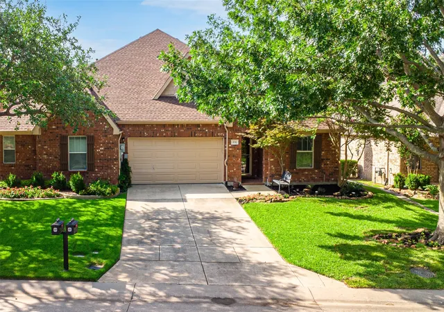 Photo 1 of Single family home for sale at 851 Scenic Ranch Cir, Fairview, TX 75069 | MLS# 21301629 | Listing updated on 2026-08-30