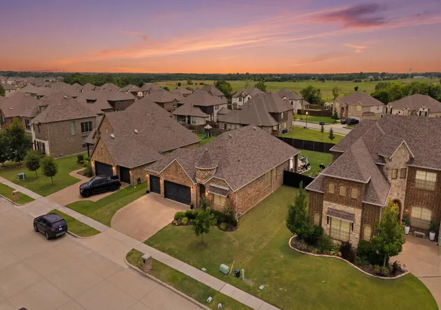 Photo 3 of Sale Pending at 1221 Flamingo Rd, Forney, TX 75126 | MLS# 21312825 | Listing updated on 2026-08-22
