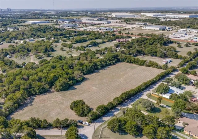 Photo 3 of Land for sale at 710 Windy Ln, Cedar Hill, TX 75104 | MLS# 21315146 | Listing updated on 2026-09-06