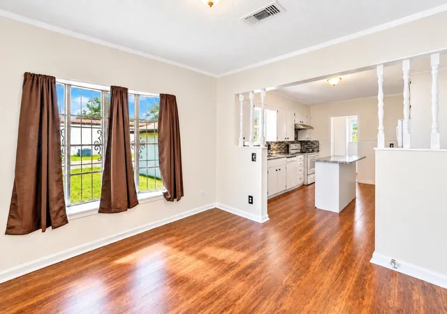 Photo 4 of Single family home for sale at 1050 W Dallas Ave, Cooper, TX 75432 | MLS# 21306000 | Listing updated on 2026-10-06