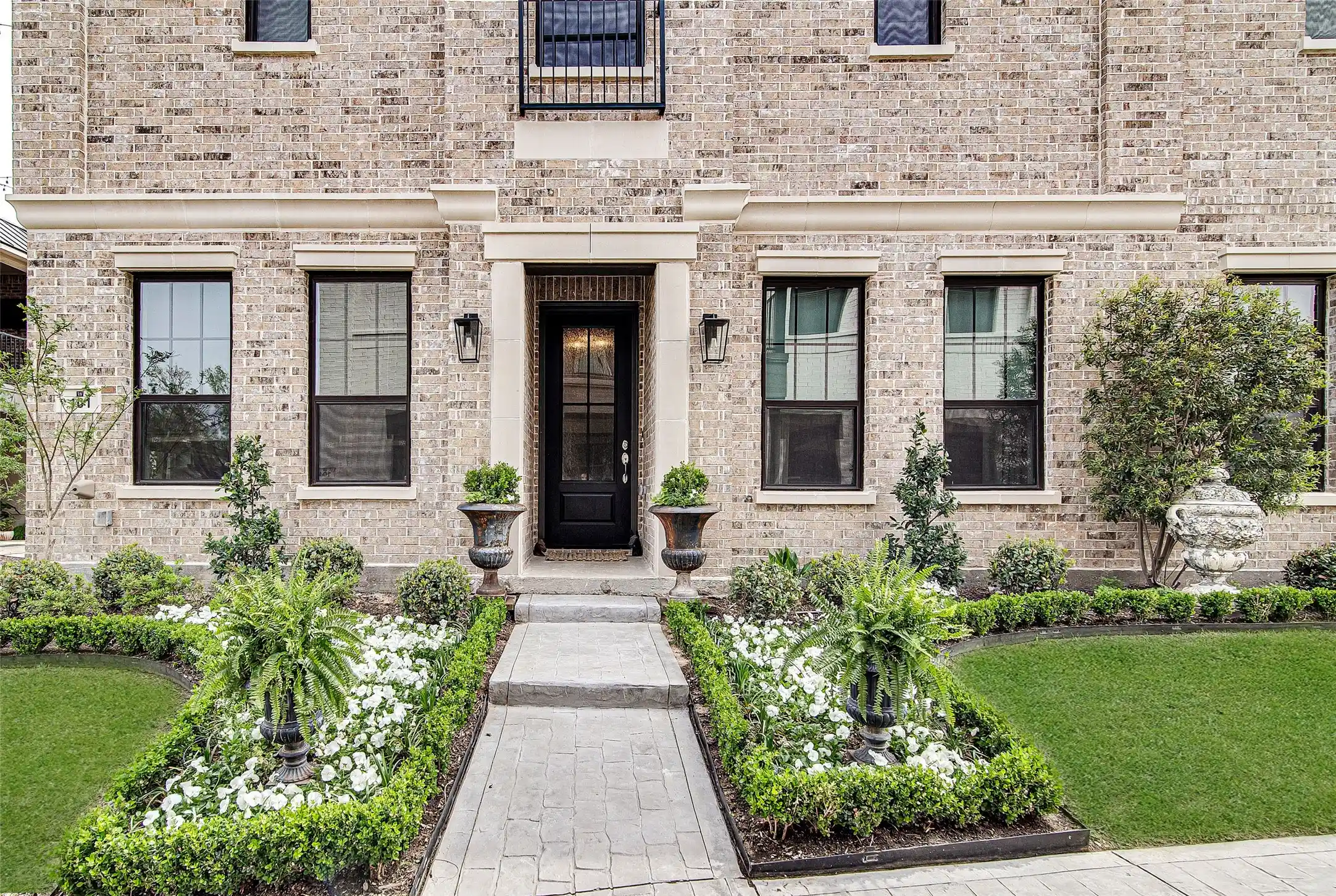 Condo for sale at 307 Sunset Ln #101, Fort Worth, TX 76114 | MLS# 21315192