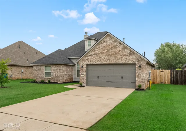 Photo 3 of Single family home for sale at 829 Abita Chase, Bossier City, LA 71111 | MLS# 21296027 | Listing updated on 2026-07-16