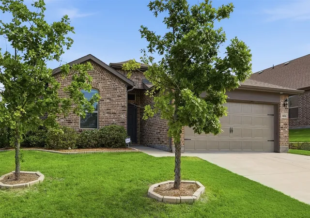 Photo 1 of Single family home for sale at 1836 Agarito Dr, Weatherford, TX 76086 | MLS# 21311060 | Listing updated on 2026-10-07