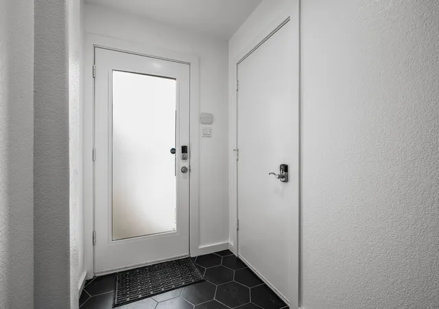 Photo 3 of Sale Pending at 5713 La Vista Dr, Dallas, TX 75206 | MLS# 21315226 | Listing updated on 2026-07-14