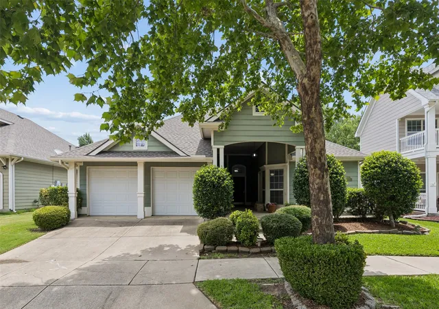 Photo 1 of Single family home for sale at 1104 Bell Manor Dr, Savannah, TX 76227 | MLS# 21312274 | Listing updated on 2026-08-24