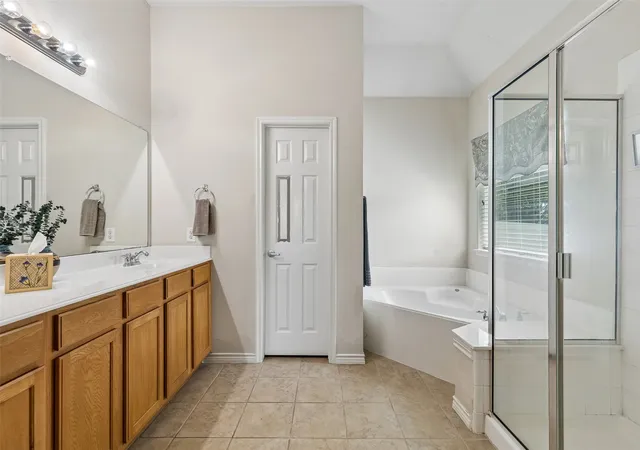 Photo 3 of Single family home for sale at 1104 Bell Manor Dr, Savannah, TX 76227 | MLS# 21312274 | Listing updated on 2026-08-24