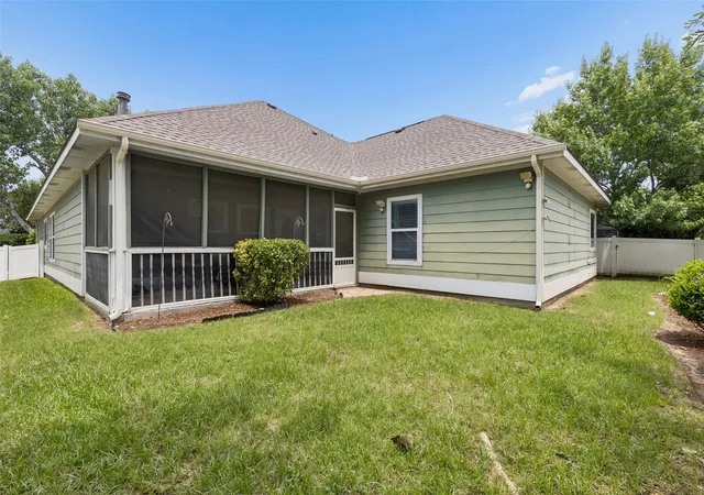 Photo 3 of Single family home for sale at 1104 Bell Manor Dr, Savannah, TX 76227 | MLS# 21312274 | Listing updated on 2026-09-28
