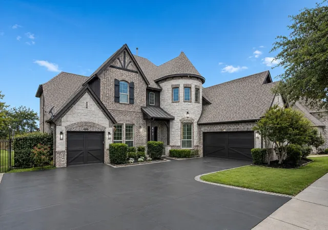 Photo 1 of Single family home for sale at 412 Winding Ridge Trl, Southlake, TX 76092 | MLS# 21315142 | Listing updated on 2026-08-23