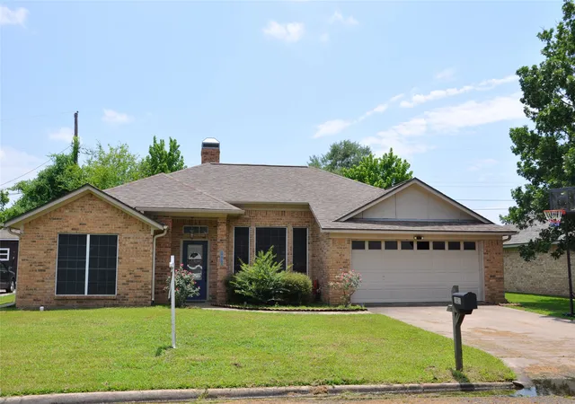 Homes for sale in Sulphur Springs, TX | 1021 Markeda, Sulphur Springs, TX 75482 | MLS# 21309105