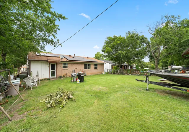 Photo 2 of Single family home for sale at 546 Sun Valley Dr, Duncanville, TX 75116 | MLS# 21315425 | Listing updated on 2026-08-28