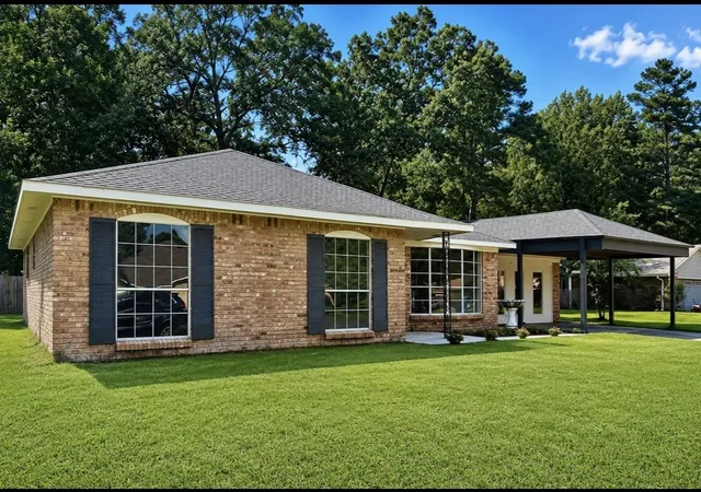 Photo 1 of Single family home for sale at 904 Whispering Lake, Shreveport, LA 71107 | MLS# 21315428 | Listing updated on 2026-08-20