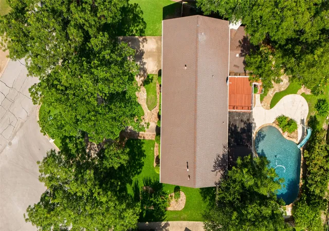 Photo 2 of Single family home for sale at 3809 Diamond Loch W, North Richland Hills, TX 76180 | MLS# 21314845 | Listing updated on 2026-08-22