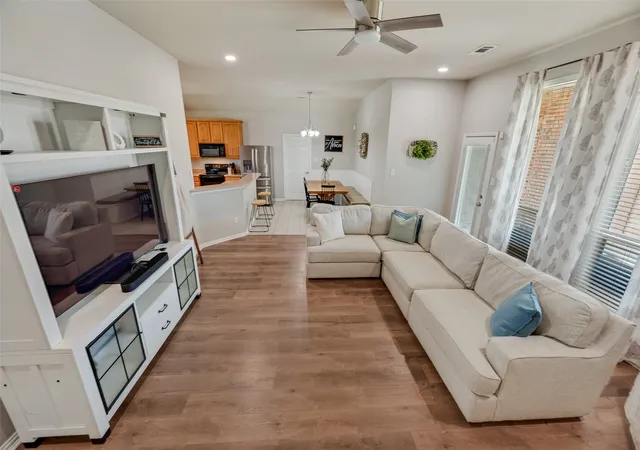Photo 4 of Single family home for sale at 5454 Tree Grace Ln, Kaufman, TX 75142 | MLS# 21315455 | Listing updated on 2026-07-26