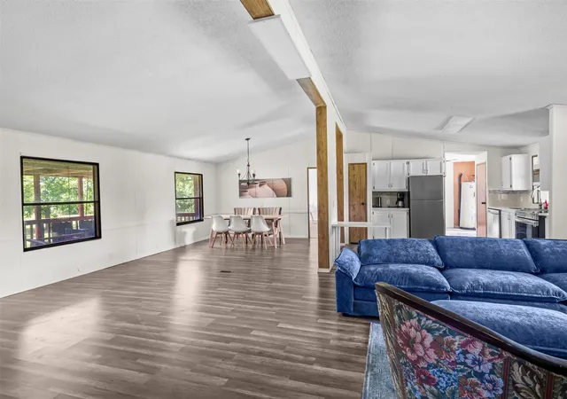 Photo 2 of Manufactured home for sale at 9037 County Road 346, Terrell, TX 75161 | MLS# 21315503 | Listing updated on 2026-09-05