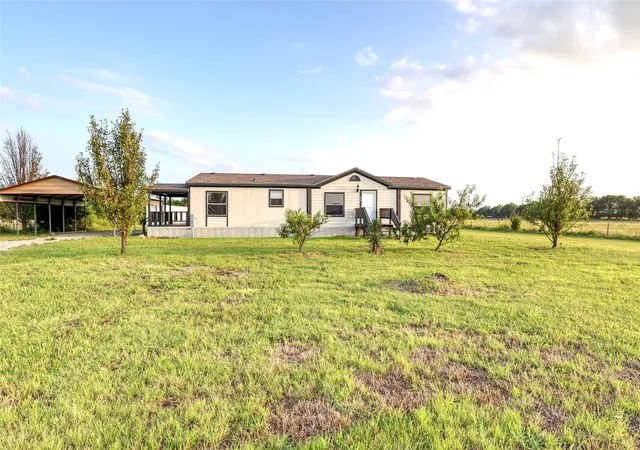 Photo 2 of Manufactured home for sale at 8344 Fm 697, Whitewright, TX 75491 | MLS# 21308525 | Listing updated on 2026-10-06