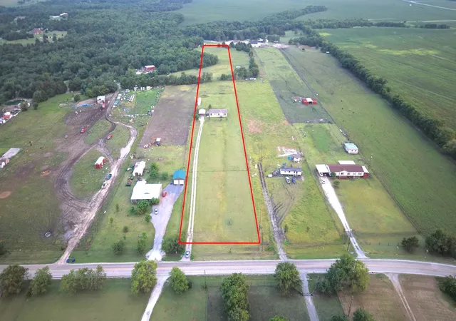 Photo 1 of Manufactured home for sale at 8344 Fm 697, Whitewright, TX 75491 | MLS# 21308525 | Listing updated on 2026-10-06