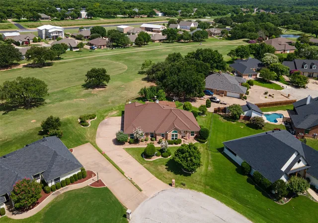 Photo 3 of Single family home for sale at 6303 Dulcito Ct, Granbury, TX 76049 | MLS# 21314784 | Listing updated on 2026-07-18
