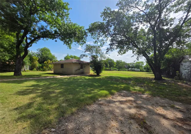 Homes for sale in Barry, TX | 204 Fordyce St, Barry, TX 75102 | MLS# 21315556