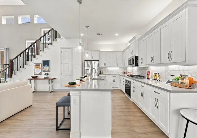 Photo 3 of Single family home for sale at 1604 Casting Rdg, Mesquite, TX 75181 | MLS# 21315612 | Listing updated on 2026-09-29
