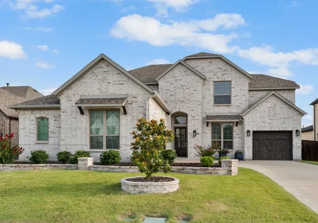 Photo 1 of Single family home for sale at 616 Windy Ridge Ln, Rockwall, TX 75087 | MLS# 21315606 | Listing updated on 2026-08-30