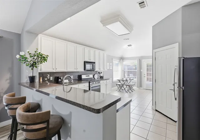 Photo 3 of Single family home for sale at 5433 Mohawk Ct, The Colony, TX 75056 | MLS# 21315395 | Listing updated on 2026-08-25