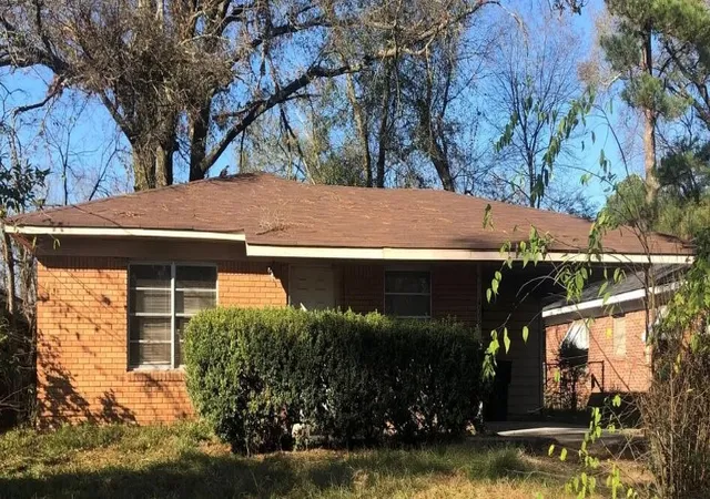 Photo 1 of Multi family home for sale at 4332 Magazine St, Shreveport, LA 71108 | MLS# 21302307 | Listing updated on 2026-08-20