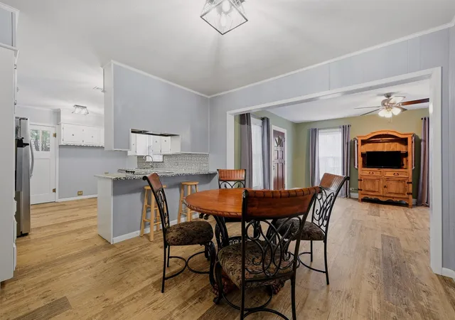 Photo 3 of Single family home for sale at 520 W Acheson St, Denison, TX 75020 | MLS# 21311794 | Listing updated on 2026-07-08