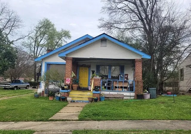Multi family home for sale at 3240 Penick St, Shreveport, LA 71109 | MLS# 21299414