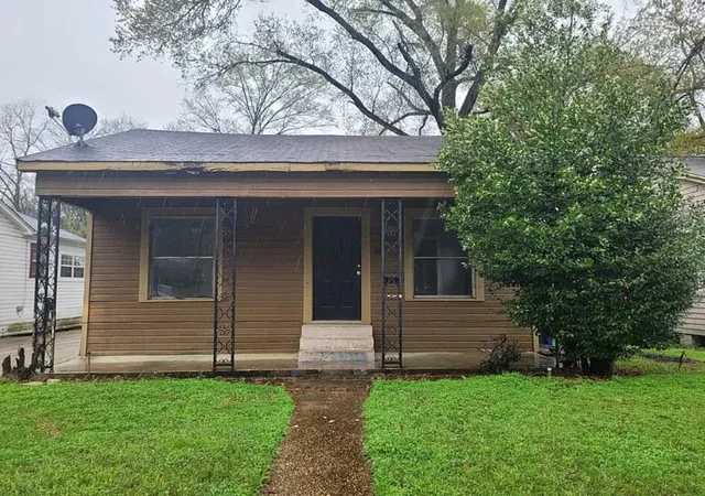 Multi family home for sale at 6014 Southern Ave, Shreveport, LA 71106 | MLS# 21299404