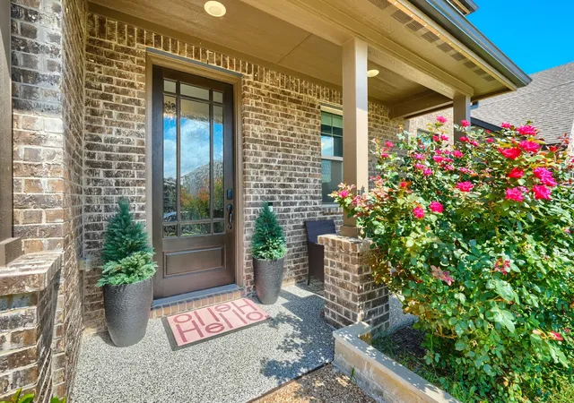 Photo 3 of Single family home for sale at 2404 Limestone Ln, Melissa, TX 75454 | MLS# 21312225 | Listing updated on 2026-09-17