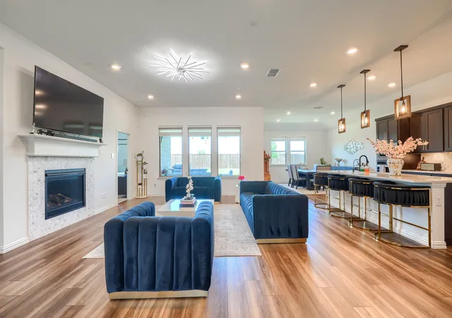 Photo 4 of Single family home for sale at 2404 Limestone Ln, Melissa, TX 75454 | MLS# 21312225 | Listing updated on 2026-09-17