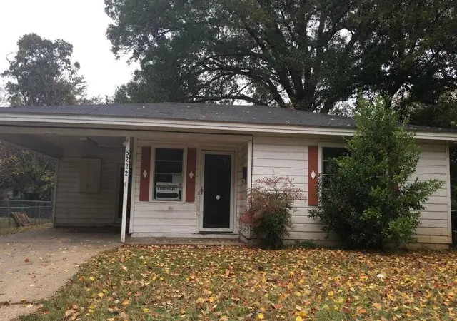 Multi family home for sale at 3222 Desoto St, Shreveport, LA 71109 | MLS# 21299355
