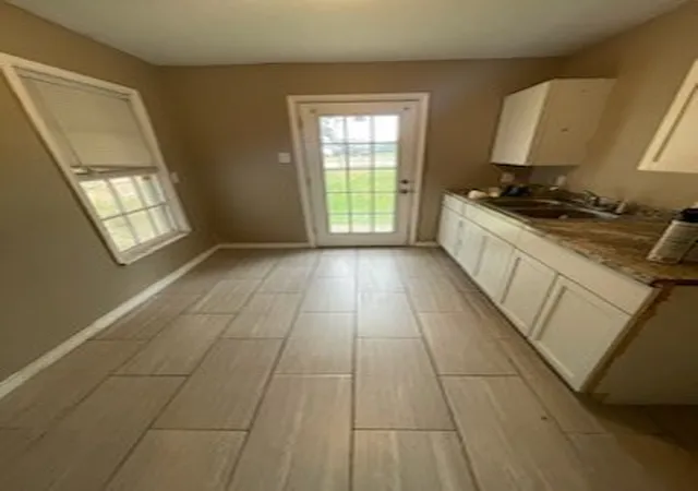 3rd image of 3933 Winfield Ave, Fort Worth, TX 76109 | MLS# 21315905