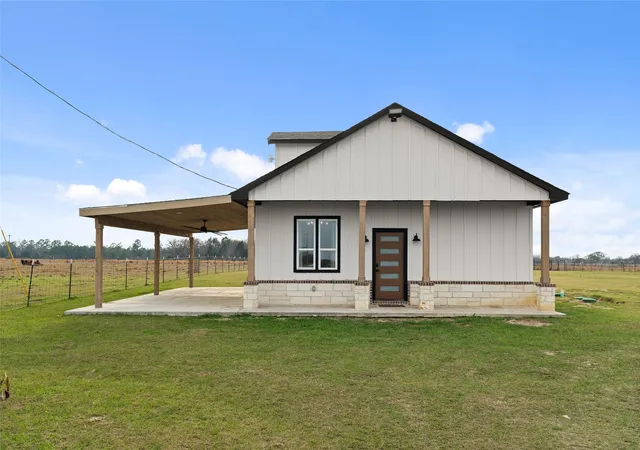 Photo 1 of Sale Pending at 2340 Vz County 1905, Fruitvale, TX 75127 | MLS# 21315966 | Listing updated on 2026-08-31