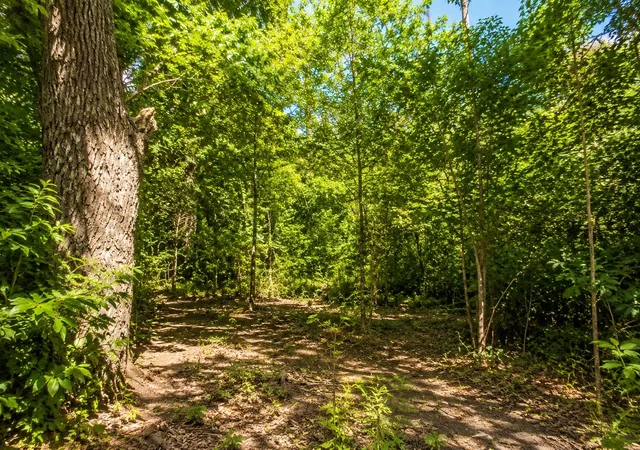 Photo 3 of Land for sale at 4004 Clearview Ct, Weatherford, TX 76087 | MLS# 21315781 | Listing updated on 2026-07-27