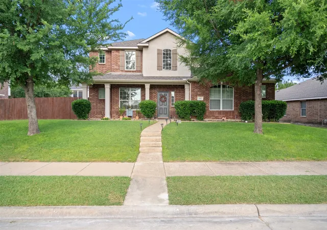 Homes for sale in De Soto, TX | 804 Montrose Trl, De Soto, TX 75115 | MLS# 21315959