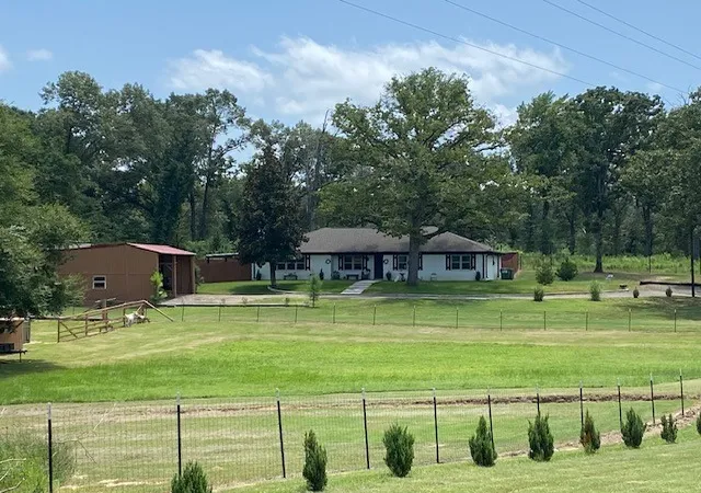 Photo 1 of Sale Pending at 7695 Fm 59, Athens, TX 75751 | MLS# 21315933 | Listing updated on 2026-08-25