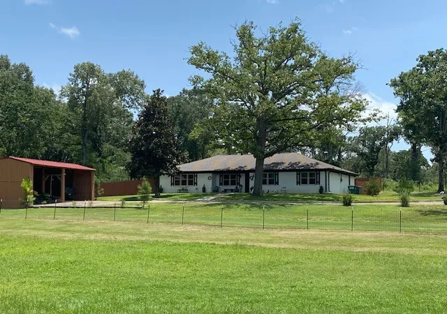 Photo 2 of Sale Pending at 7695 Fm 59, Athens, TX 75751 | MLS# 21315933 | Listing updated on 2026-08-25