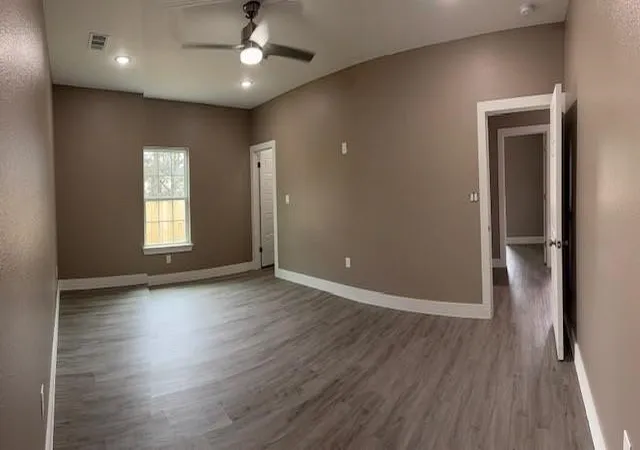 Photo 3 of Single family home for sale at 3513 Tomahawk Dr, Granbury, TX 76048 | MLS# 21313378 | Listing updated on 2026-07-12