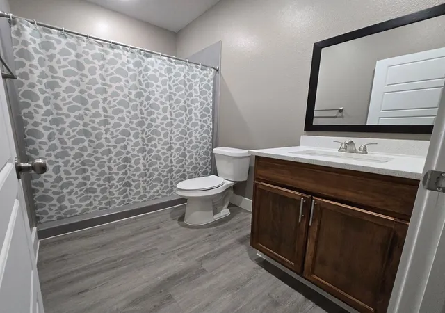 Photo 4 of Single family home for sale at 3513 Tomahawk Dr, Granbury, TX 76048 | MLS# 21313378 | Listing updated on 2026-07-12