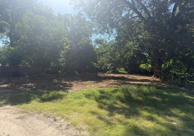 Photo 3 of Land for sale at 0 Will St, Waxahachie, TX 75165 | MLS# 21316110 | Listing updated on 2026-07-08
