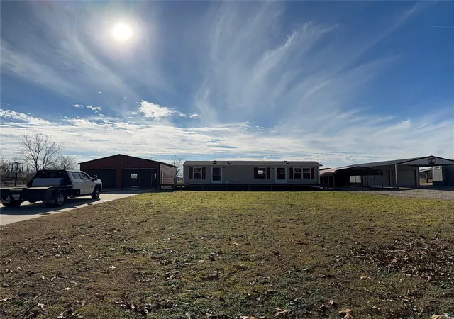 5th image of 745 County Road 1895, Yantis, TX 75497 | MLS# 21316271