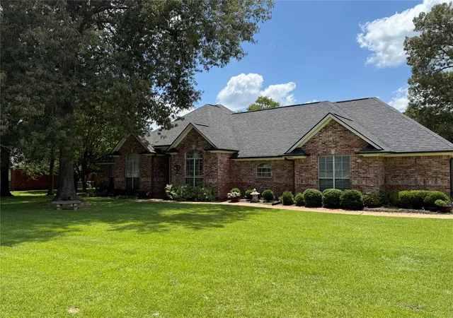 Homes for sale in Haughton, LA | 2100 Forest Hills Blvd, Haughton, LA 71037 | MLS# 21316280