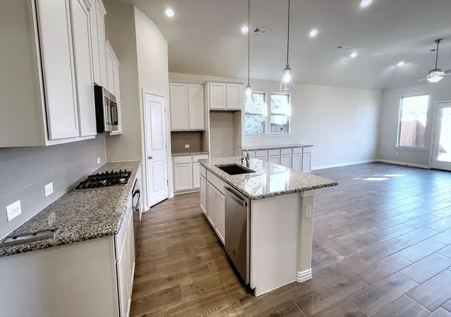 Photo 3 of Single family home for sale at 2201 River Trl, Melissa, TX 75454 | MLS# 21316238 | Listing updated on 2026-08-19