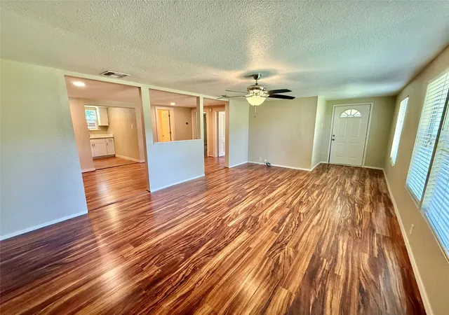 Photo 1 of Single family home for sale at 417 Putman St, Sulphur Springs, TX 75482 | MLS# 21316292 | Listing updated on 2026-10-06