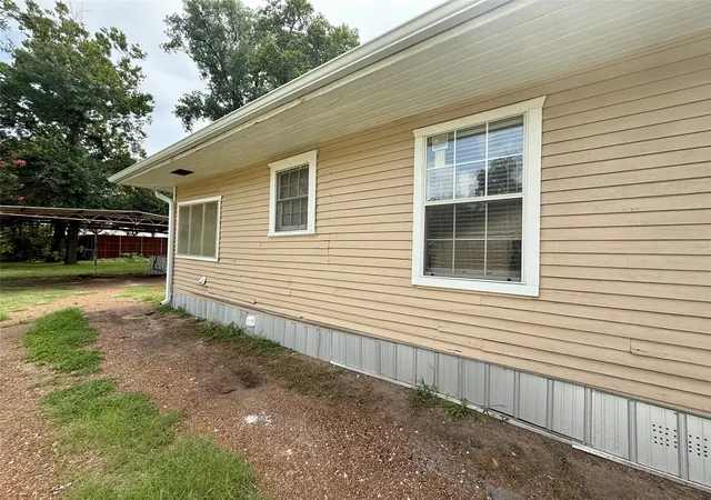 Photo 24 of Single family home for sale at 417 Putman St, Sulphur Springs, TX 75482 | MLS# 21316292 | Listing updated on 2026-10-06
