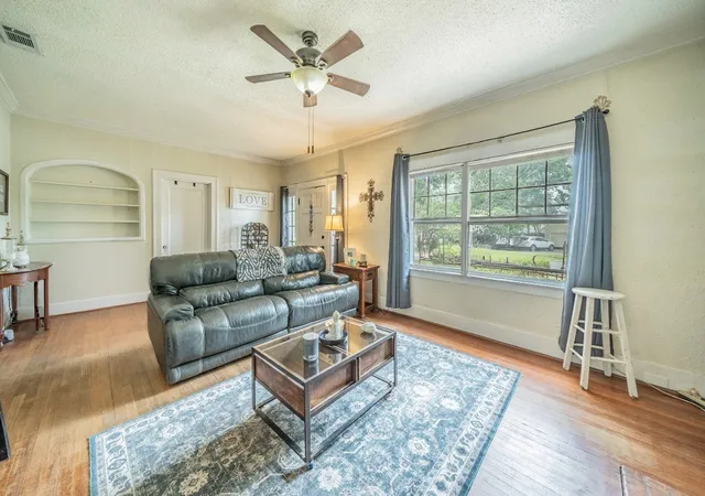 Photo 3 of Single family home for sale at 106 Walnut St, Terrell, TX 75160 | MLS# 21315690 | Listing updated on 2026-08-20