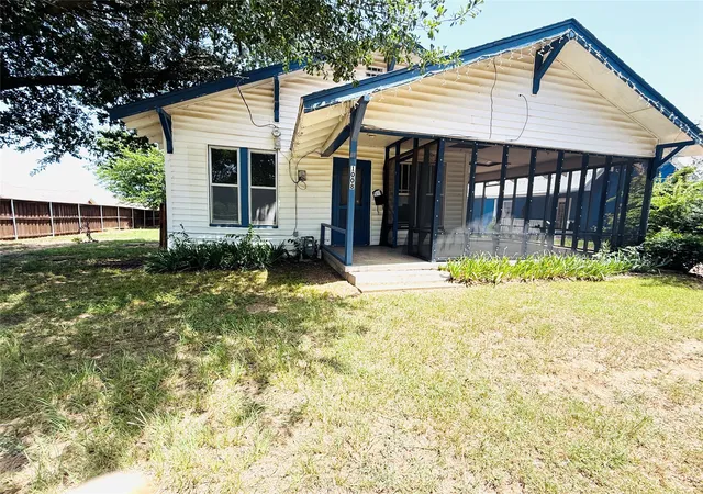 Photo 1 of Single family home for sale at 1008 Church, Sulphur Springs, TX 75482 | MLS# 21316366 | Listing updated on 2026-07-14